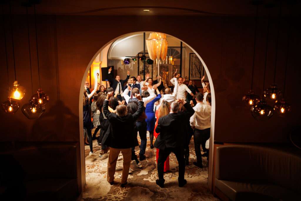 Soir&eacute;e de mariage Dance Floor - Photographe mariage Charente Antoine OLLIER
